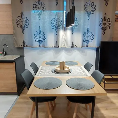Apartamenty Trzy Kopce Ski & Bike & Sauna Ustroň Exteriér fotografie